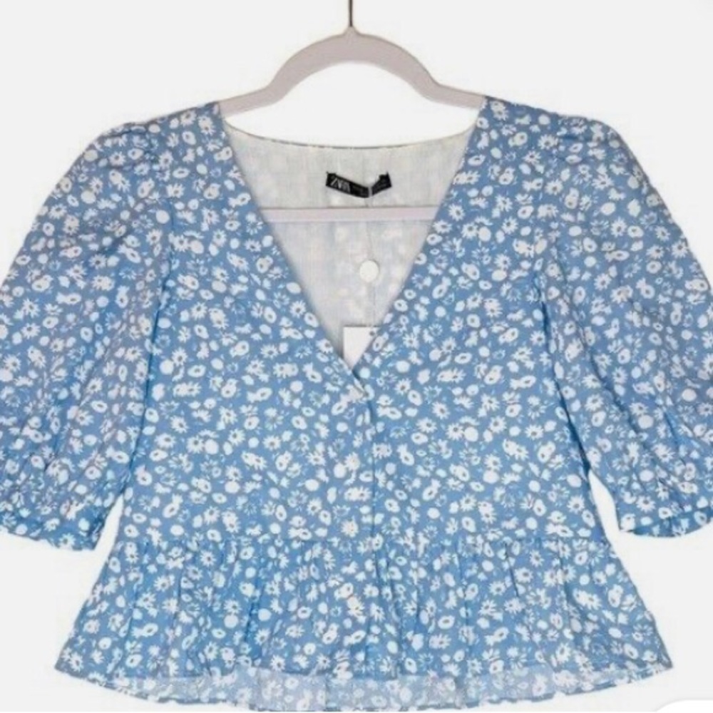 Zara | Light Blue Button Down Crop Top